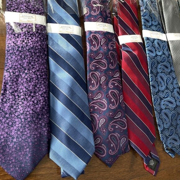 Lot Of 8 NEW Arrow Ties $360 - Picture 3 of 3